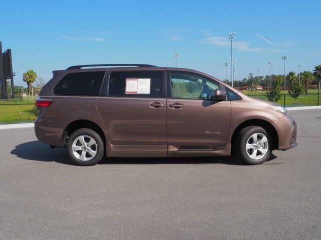 New 2019 Toyota Sienna LE BraunAbility Rampvan XL 4D Passenger Van in ...